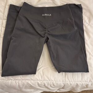 AUROLA grey leggings! Brand new size S